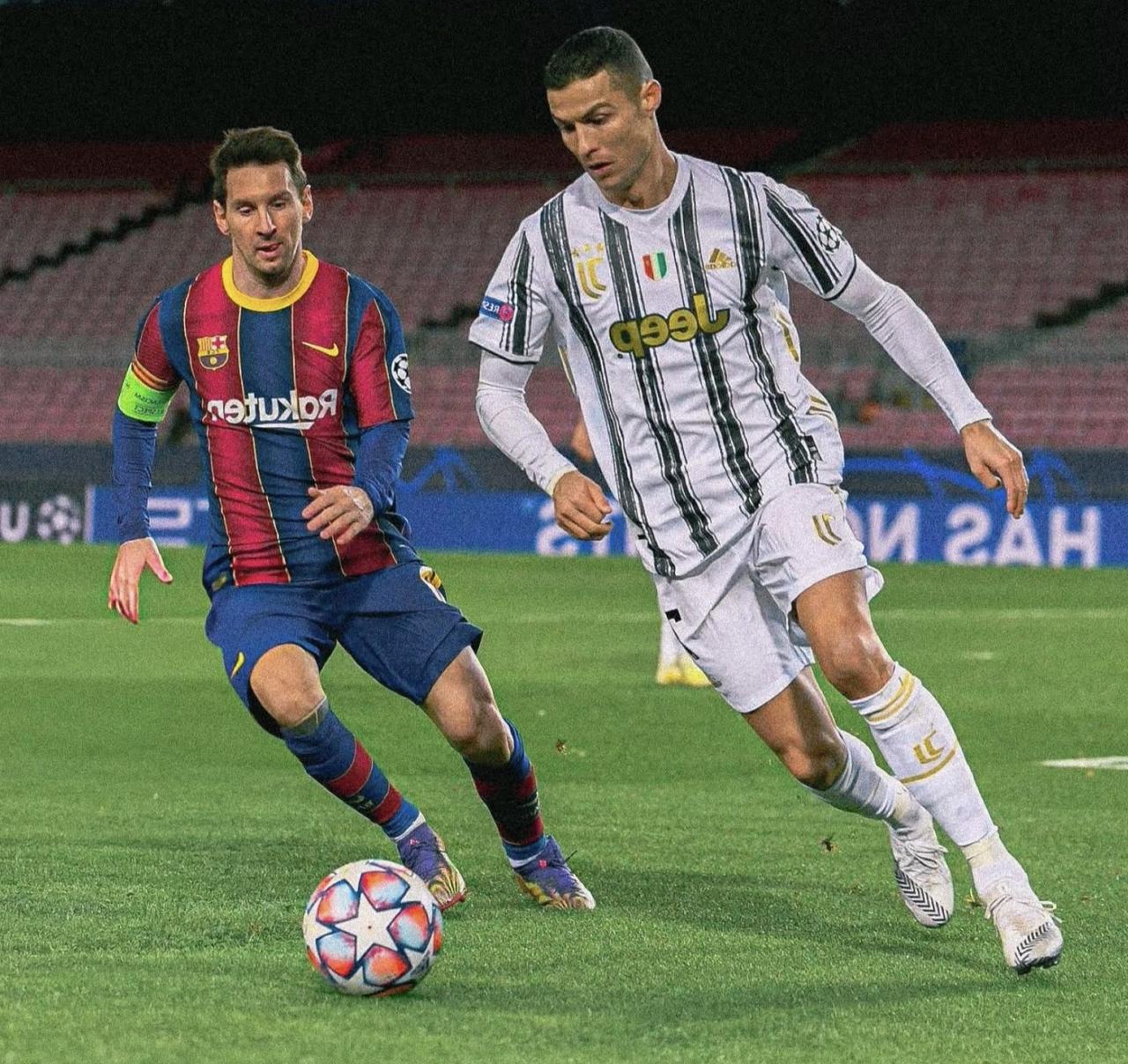 在当今世界足坛的璀璨星河中，C罗与梅西无疑是最为耀眼的两颗巨星，他们的人气之高，