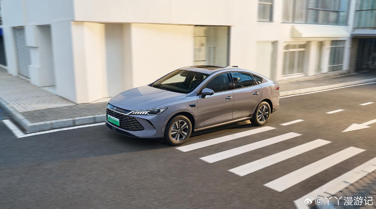 油价重回9元时代？比亚迪闪充解锁出行新自由

国际油价波动，国内92号汽油逼近9