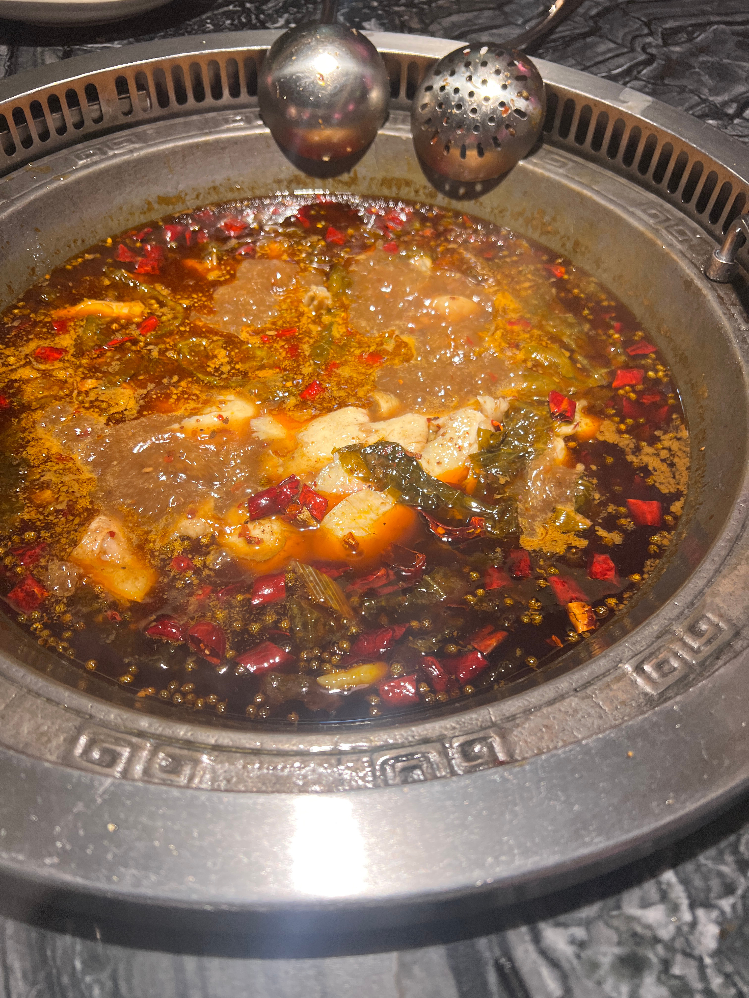 好吃，报好看 ​​​
