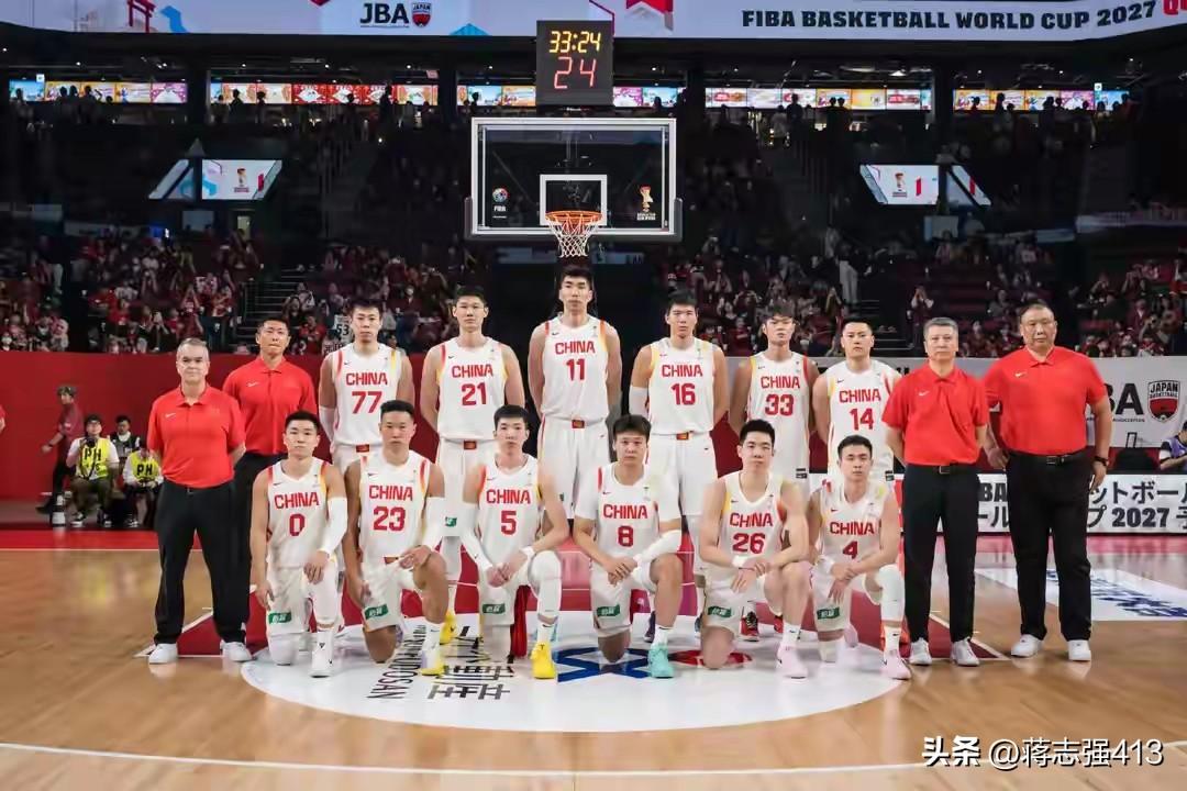 今天中国男篮对阵中国台北的大名单和上一场一样，今天对阵一个省队张镇麟和焦泊乔应该