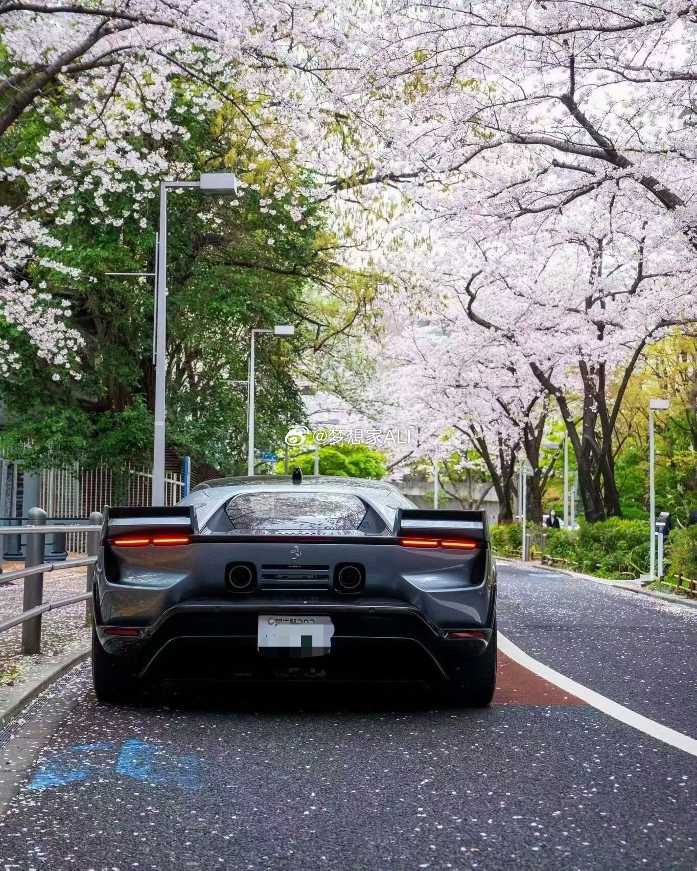 早新的一周，加油哦💪梦想家ALI 北京·Runoilbus燃油巴适