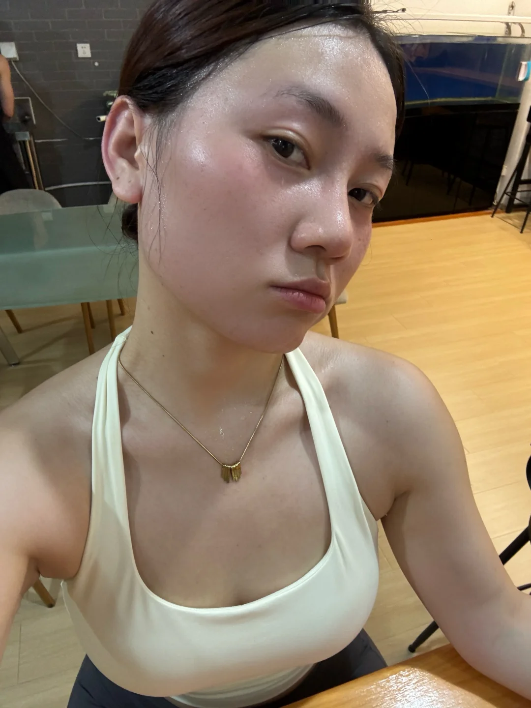 爬完坡就emo 这么努力为了啥？