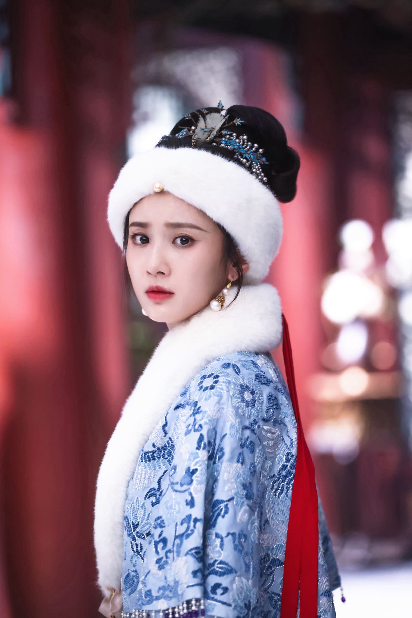 张慧雯编辑记录 笑不活了！为玉茗茶骨收官发福利，晒未公开剧照和剧组花絮图，结果发