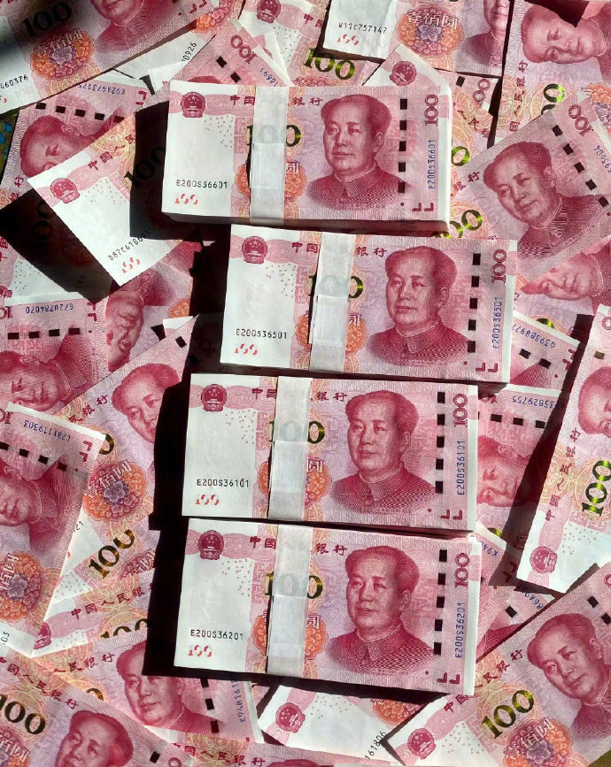 明天结束前，你会收到一大笔巨款。 运势