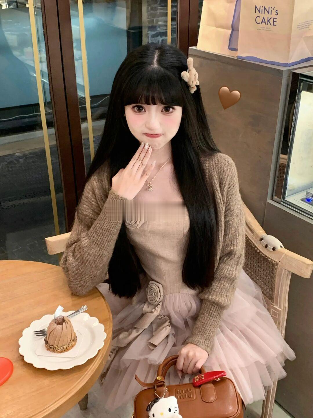 ฅ /ᐠ.  ̫ .ᐟ\ฅ 秋日美拉德🍂