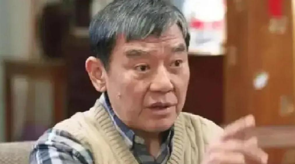 1984年，李立群的父亲在睡午觉时突然听到收音机里传来：“河南省孟县的李建宇，寻