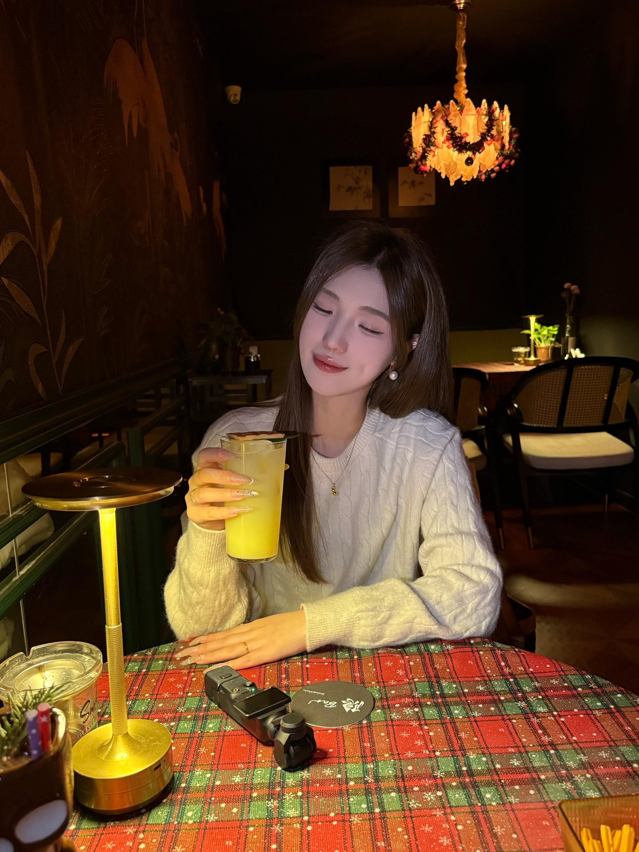 你影响不了 因为我只需要咖啡 旅行 自由和那个勇敢向前走的自己