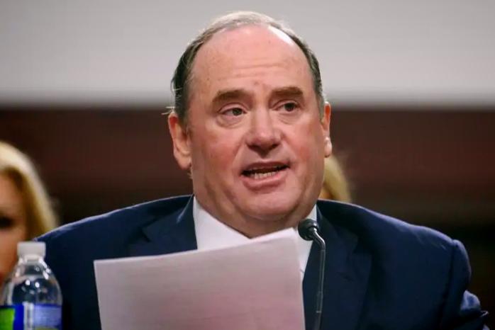 五角大楼一声令下，海军部长说走就走

美国国防部的发言人肖恩·帕内尔22日在社交