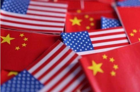 不等了，美国派人来华。

美国这次，急了。自己绷不住，派人跑到中国来了。

来的