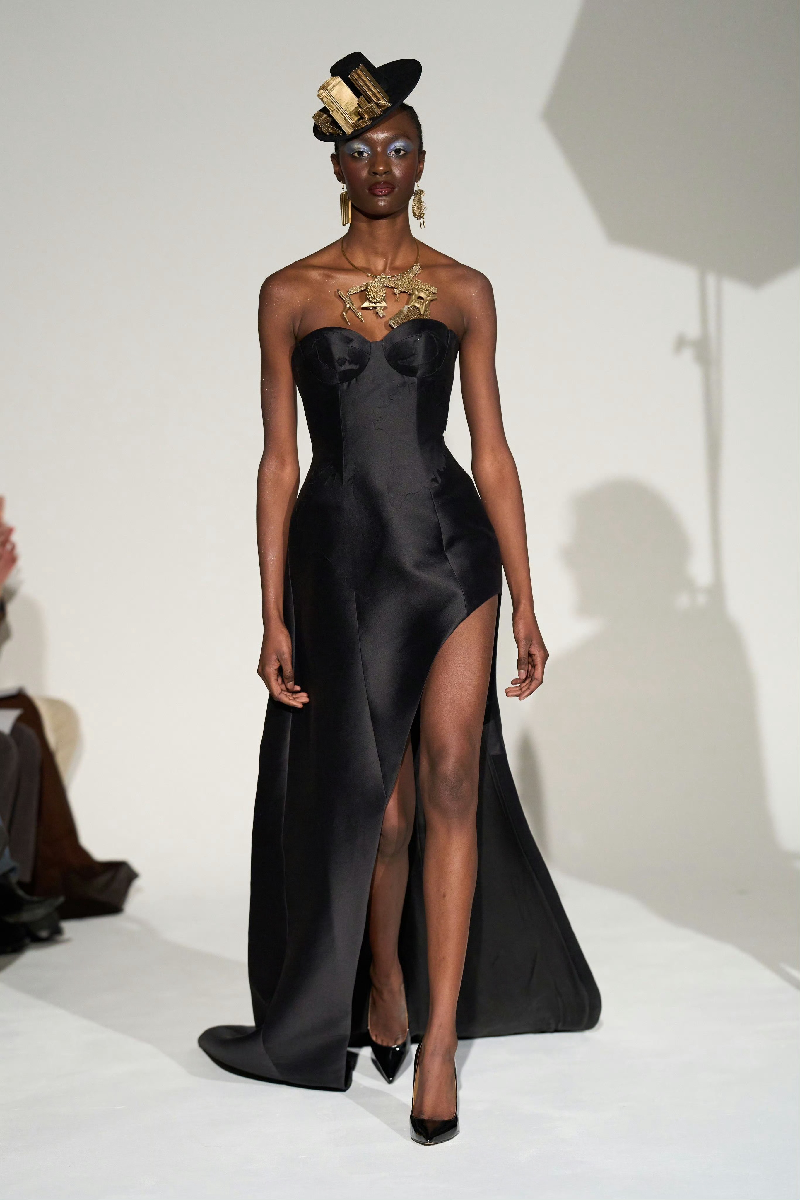 赵露思 今日 BVLGARI 活动，全球首穿最新2026春夏高级定制时装周 Ro