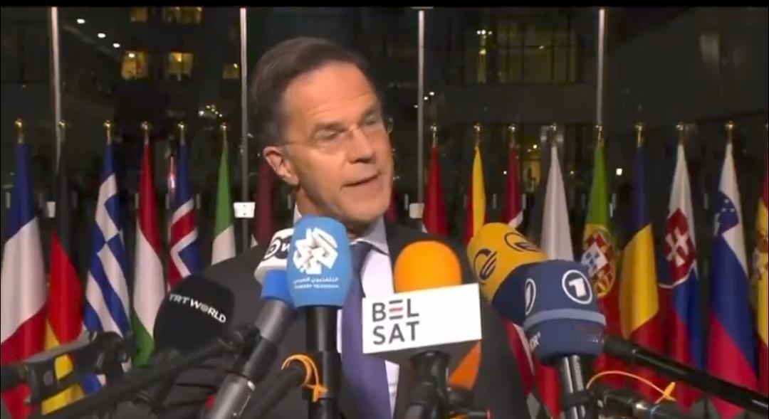 新闻快讯——北约秘书长吕特表示，各国明年需通过“乌克兰安全援助倡议”（PURL）