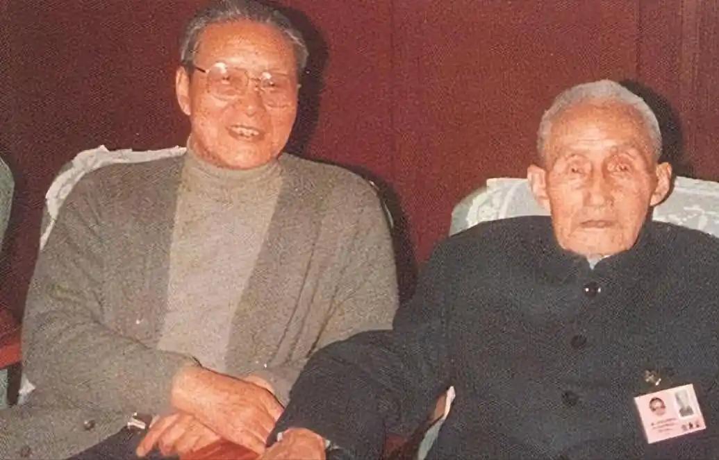 1949年，原79军军长被俘虏后想要自尽，想到自己20岁的漂亮老婆，一脸麻子，身