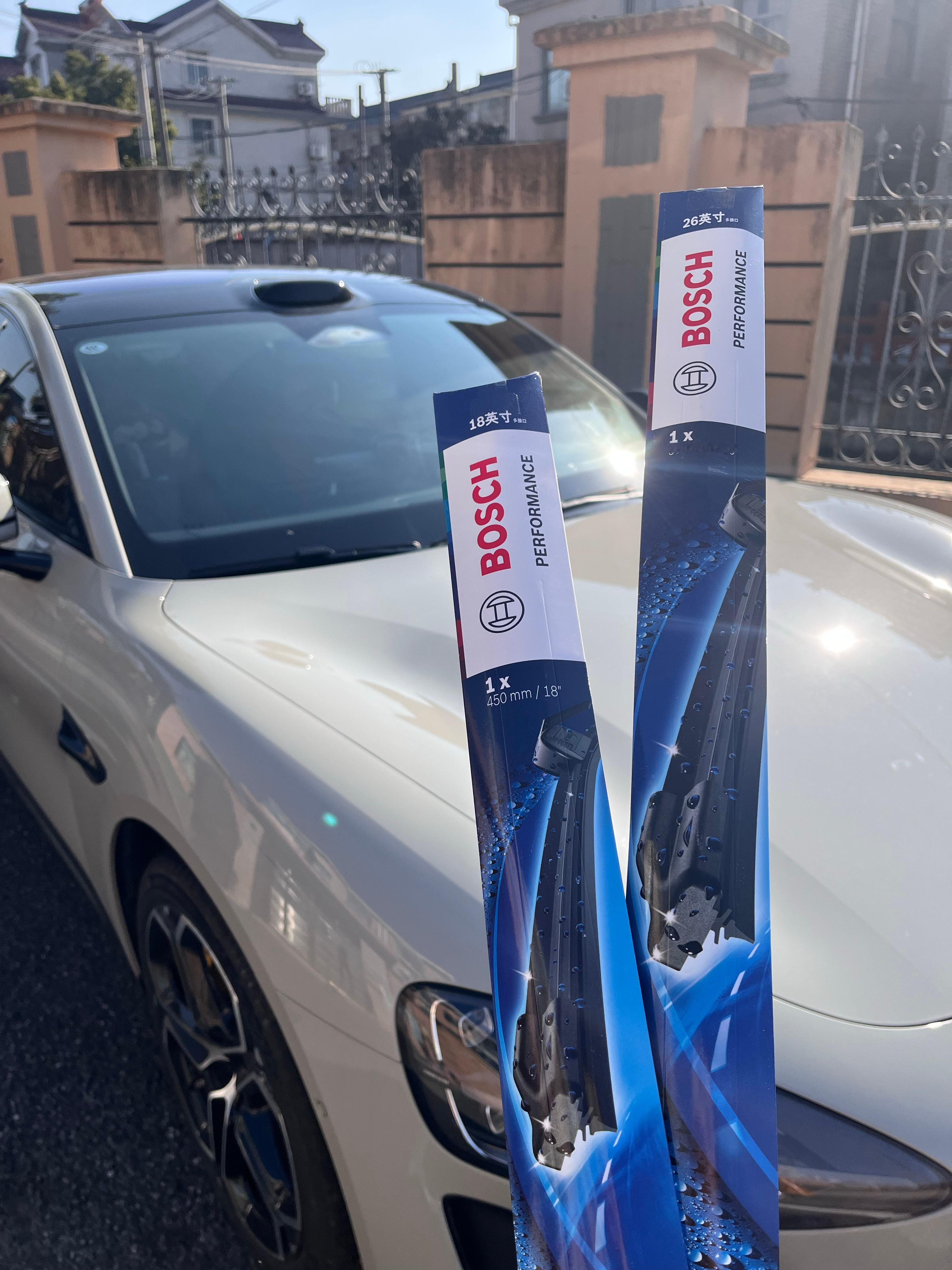 没薅到老款无忧包服务的也就我了吧，别人都是到期前最后几天去做个维保，领一对儿雨刮