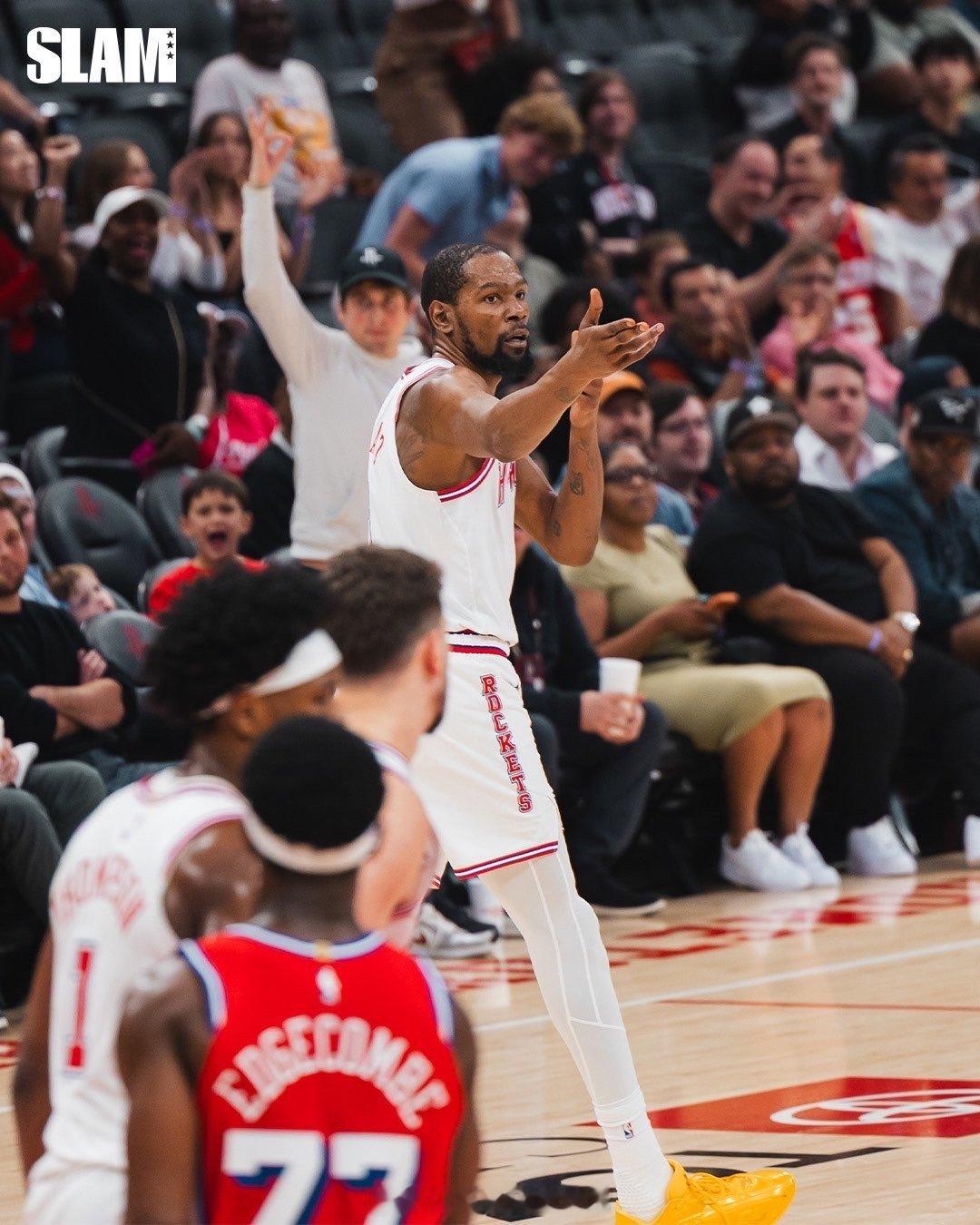 杜兰特在火箭队的首个赛季：- 防守效率第 4（42.2%）- 总得分第 4（20