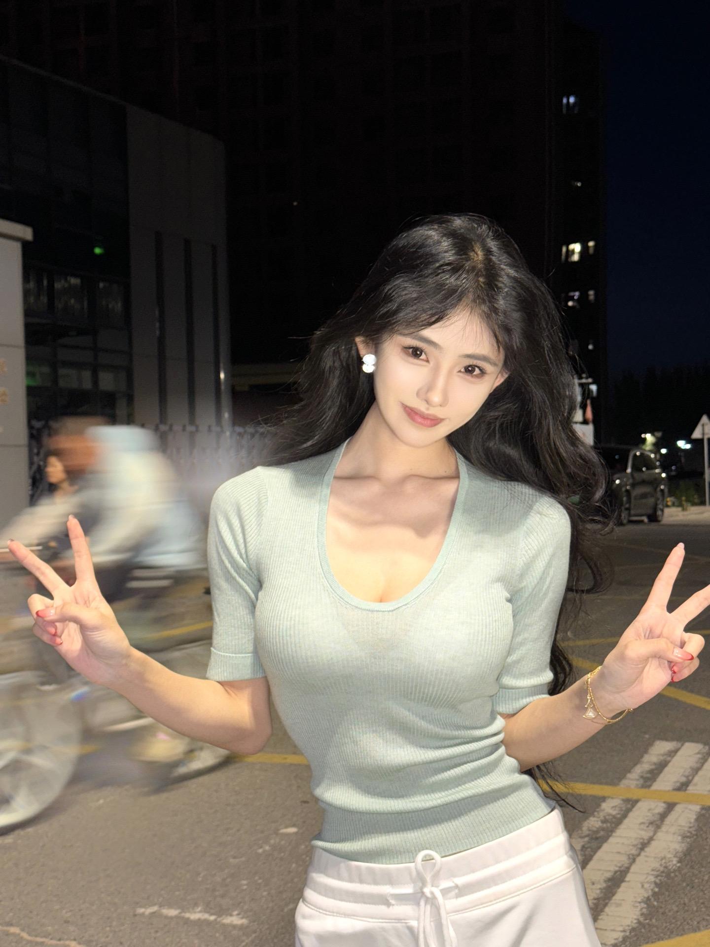 一个人许不了俩个人的永远