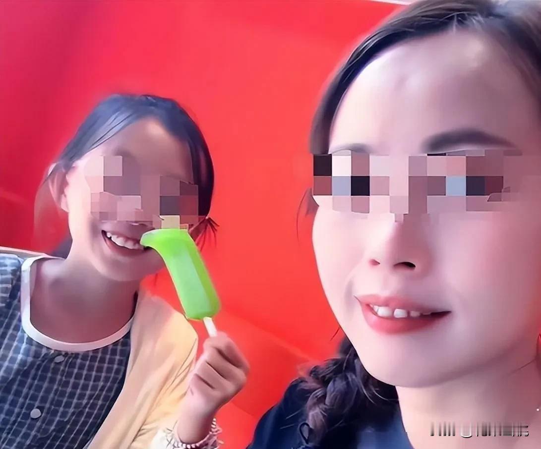 她们坠落在绝美的川西之路，
她们的生命永远定格在冰冷的麻而曲河！只是把无尽的伤痛