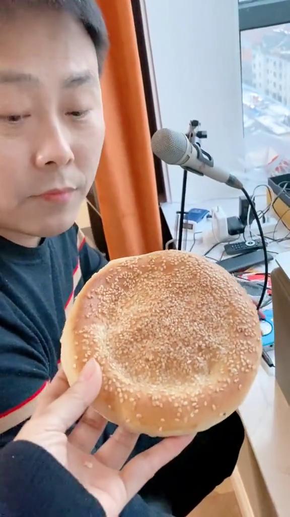 这么大，是吧？