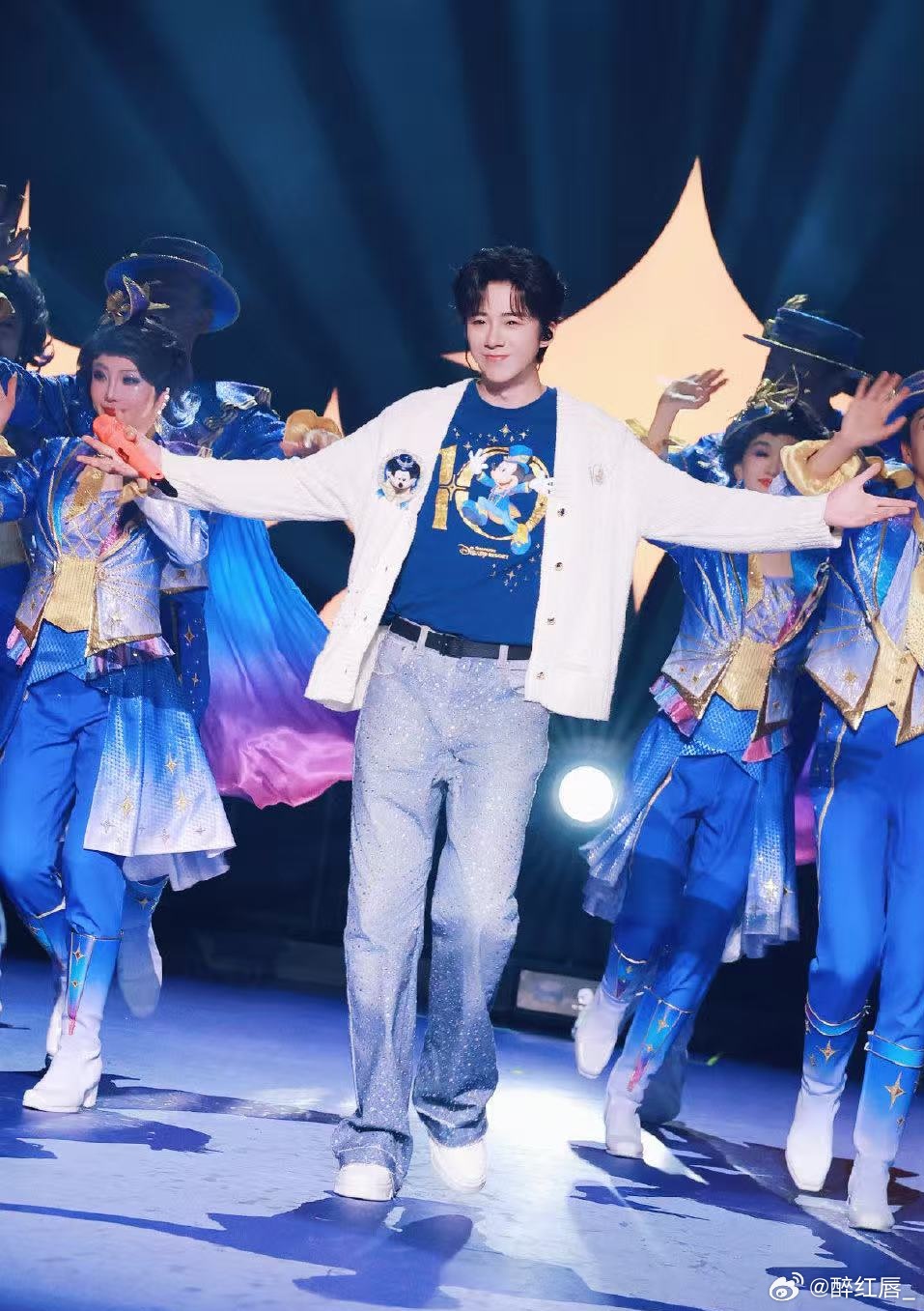 刘宇宁国外出差还是吃中餐走遍世界还是中餐香，刘宇宁把刻在DNA里的口味贯彻到底 