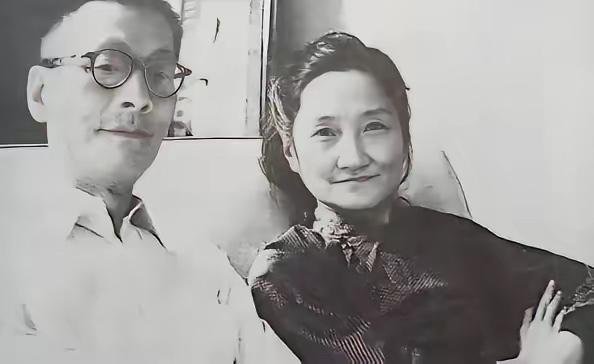 1957年，58岁翁瑞午糟蹋了一名女大学生。对方母亲大怒，发誓要将他告进大牢。不