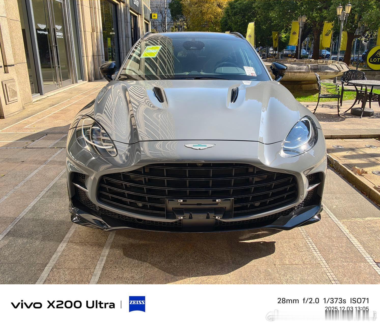 年底急出！阿斯顿马丁DBX 707 价格好 配置高 25款新内饰！ 喜欢您来阿斯