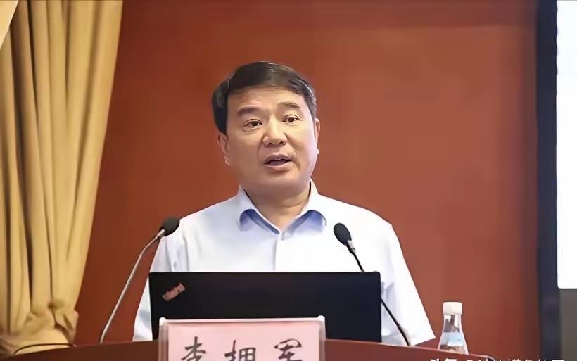医生吃相多么狰狞
河北医大二院的李院长与心内科的两位主任几年间吃了1千多万元的药