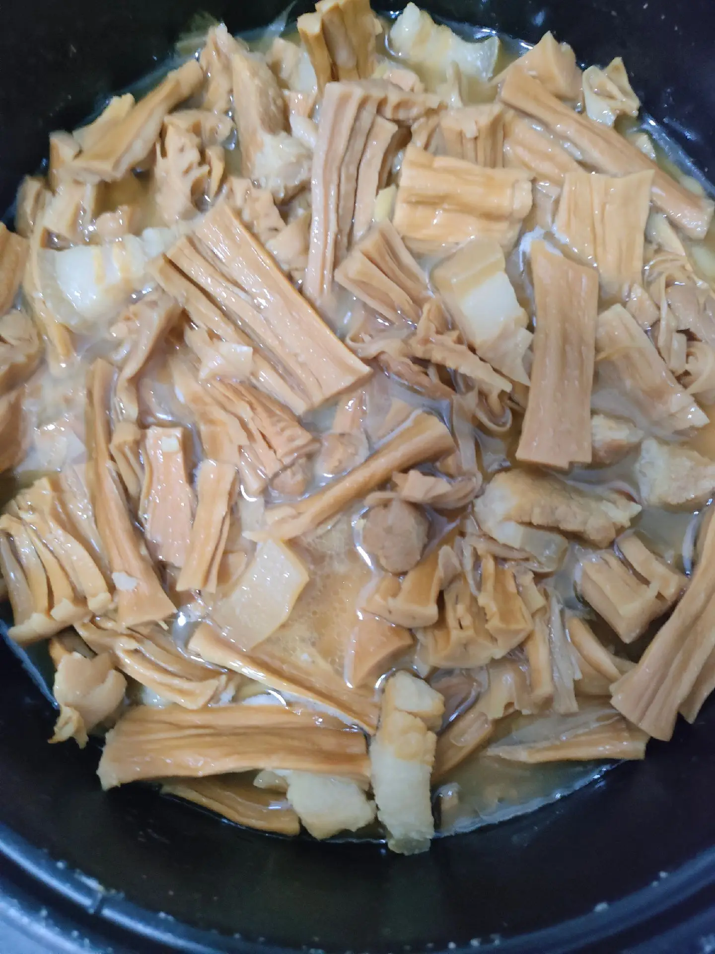 五花肉炖竹笋干👍🏻农村美食记录生活