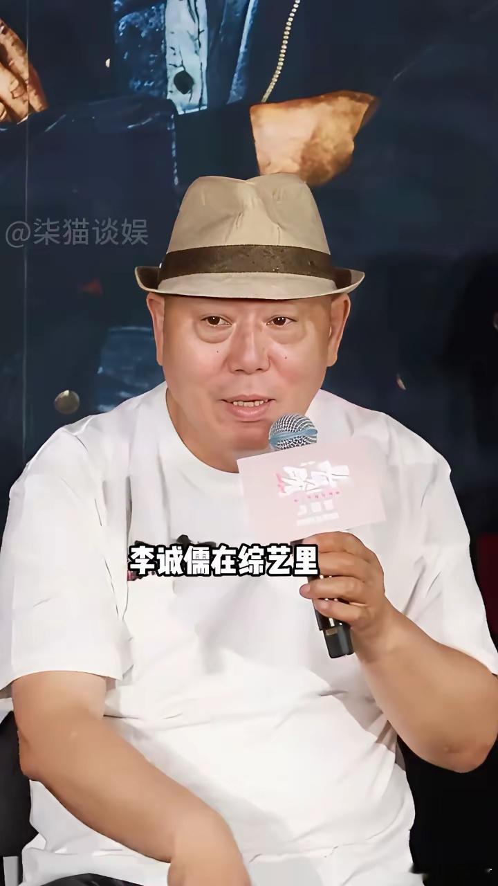 反向宣传。你没看错，《功夫女足》票房破9亿后，最后悔的不是因"墙角论"评论区被刷