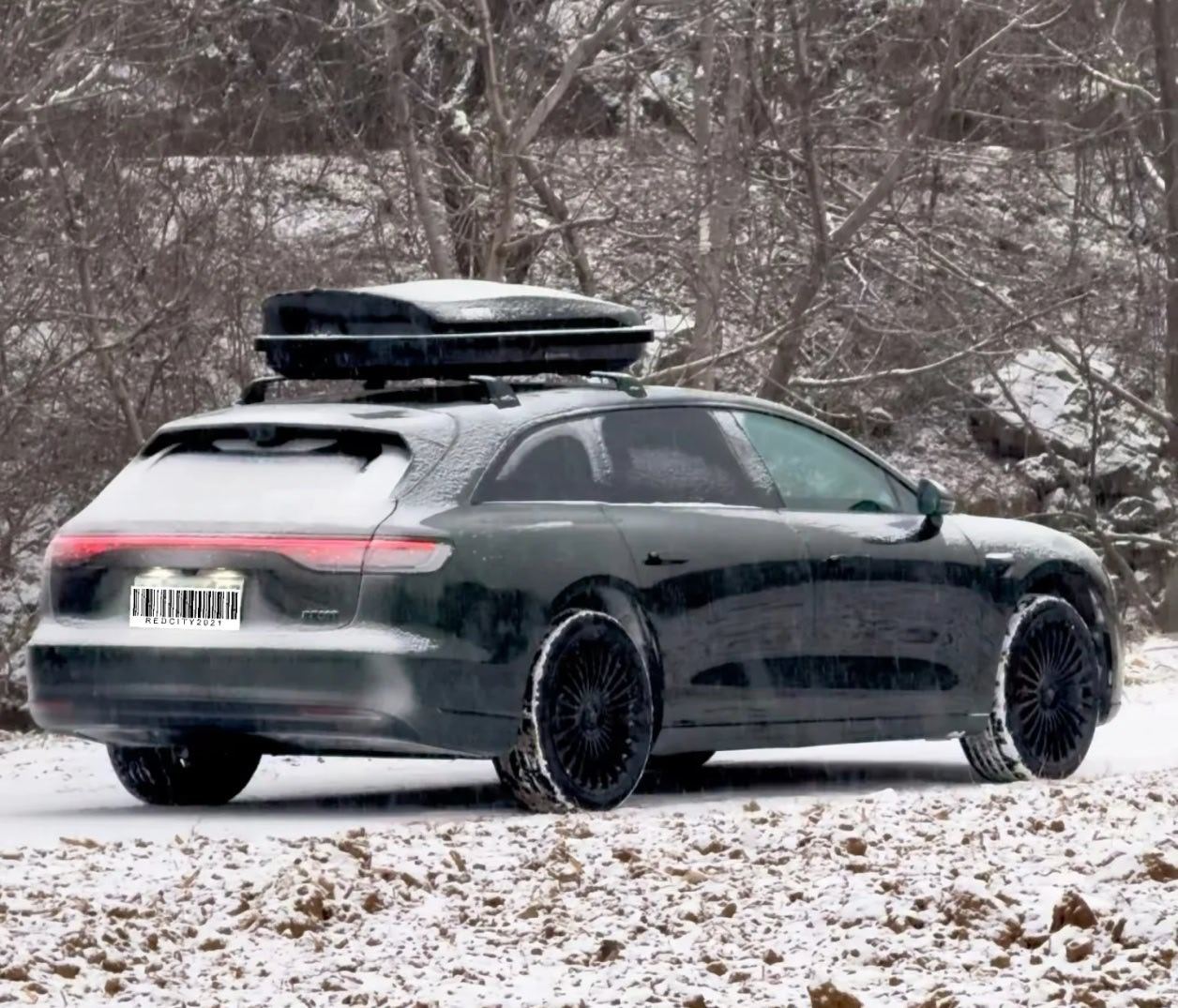 用户自己的享界S9T雪景图，有感觉