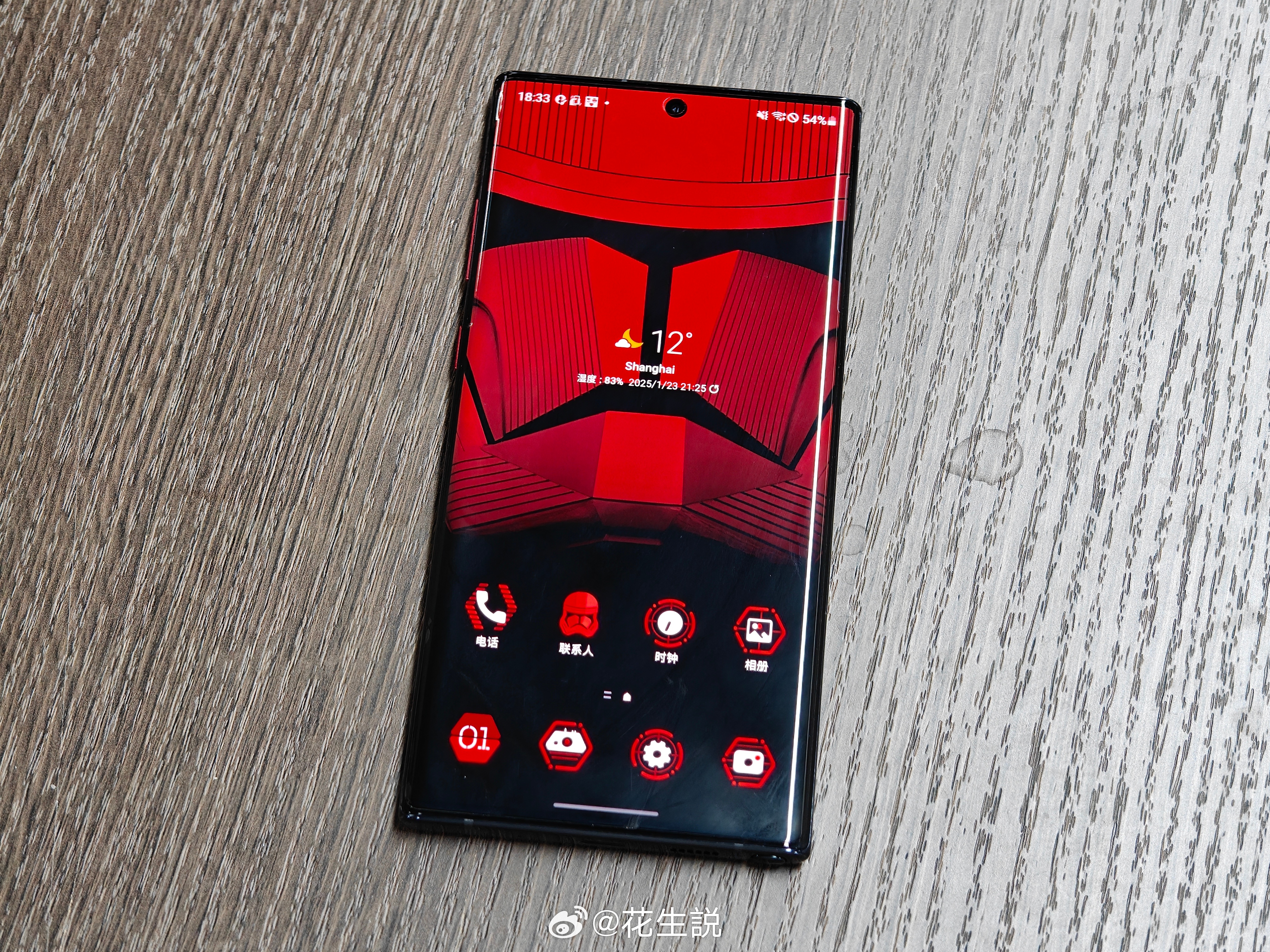 现在还有三星Note10+的钉子户吗？这手机属于看到的第一眼就很喜欢，尤其是莫奈