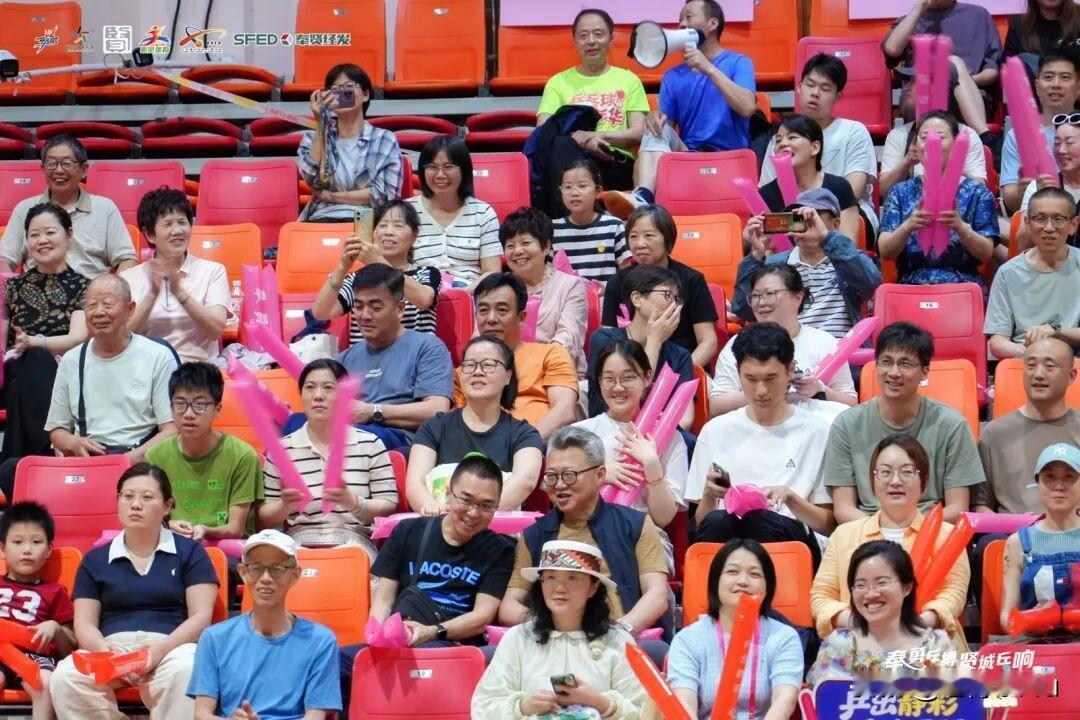 6月20日，2026上海乒乓球嘉年华市级循环赛，静安中安弘队客场8比0完胜奉贤经