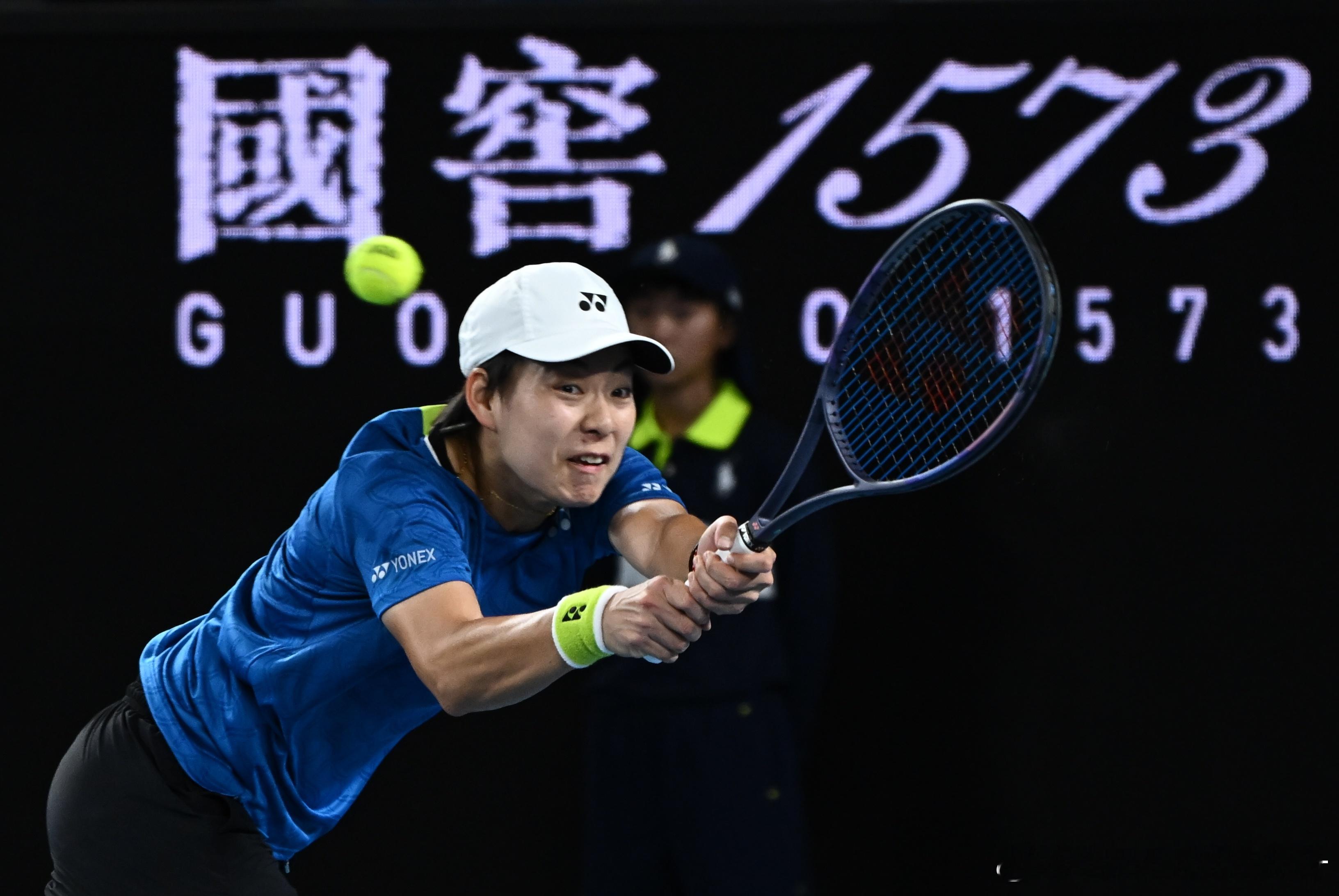 白卓璇vs萨巴伦卡白卓璇开场0-3落后目前还没有找到状态澳网2026