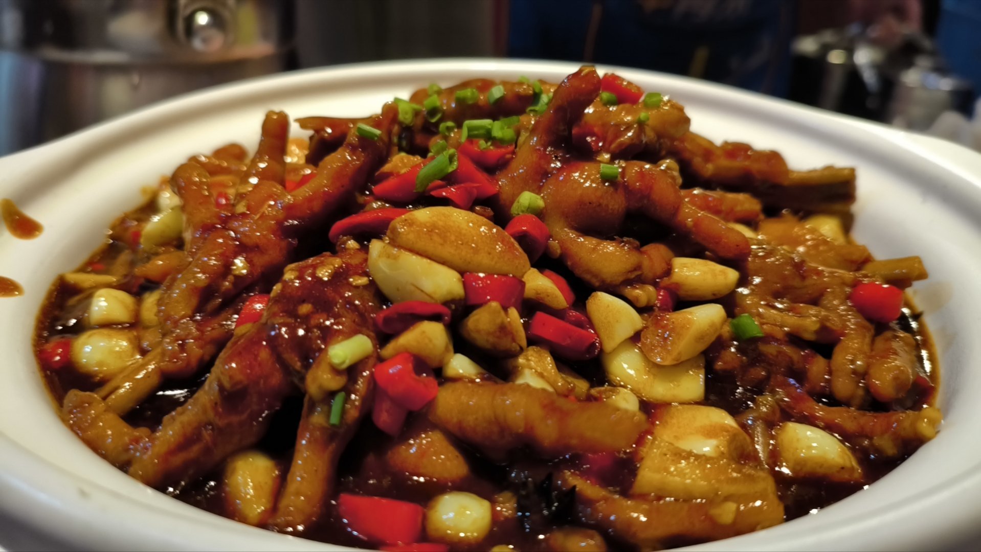 哦豁嘚瑟一宿忘了提醒签到[喵喵]签到签到签到           