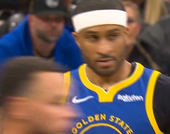 小佩顿上来再干嘛啊？ 