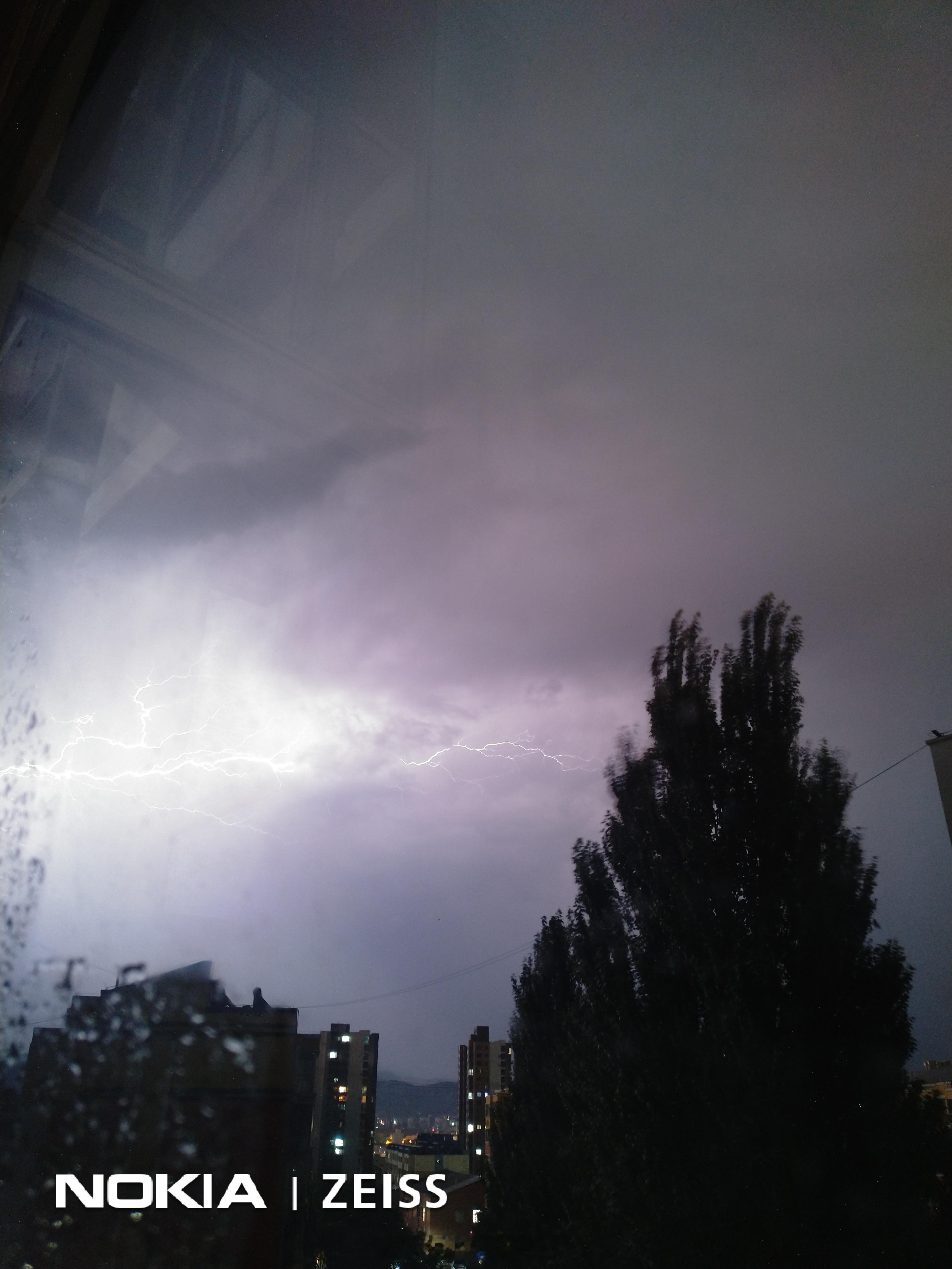 张家口 张家口今年夏天的雨水又可以啊，挺勤。 张家口