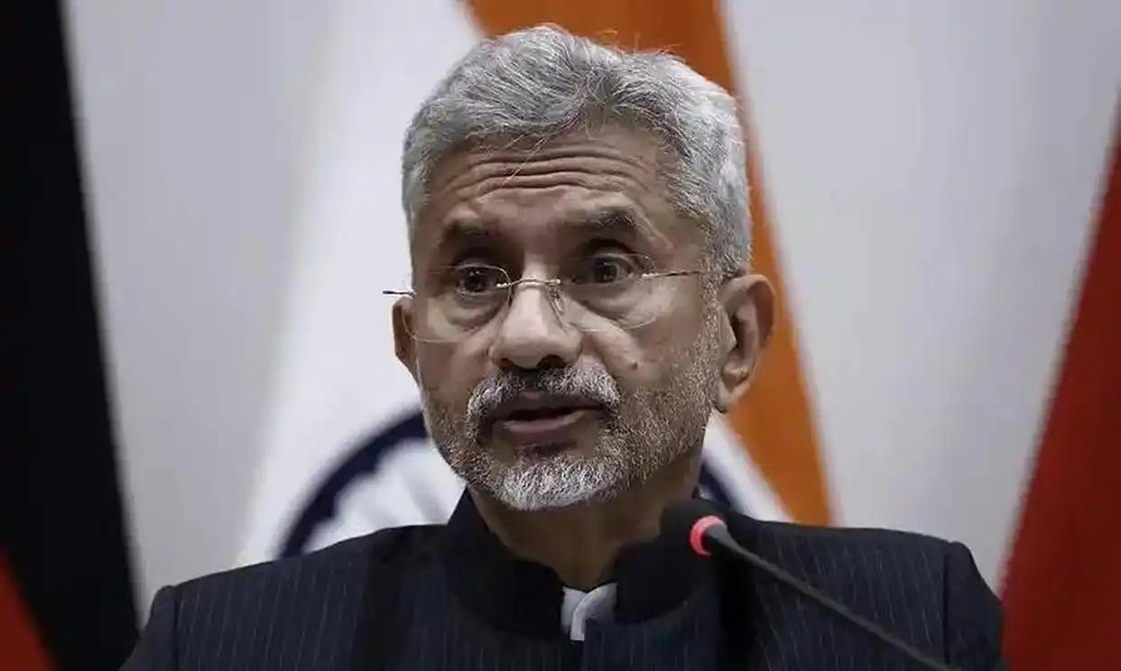 印度真是太把自己当回事儿了！
一边在克什米尔前线折腾，一边还敢对中国放狠话，说解