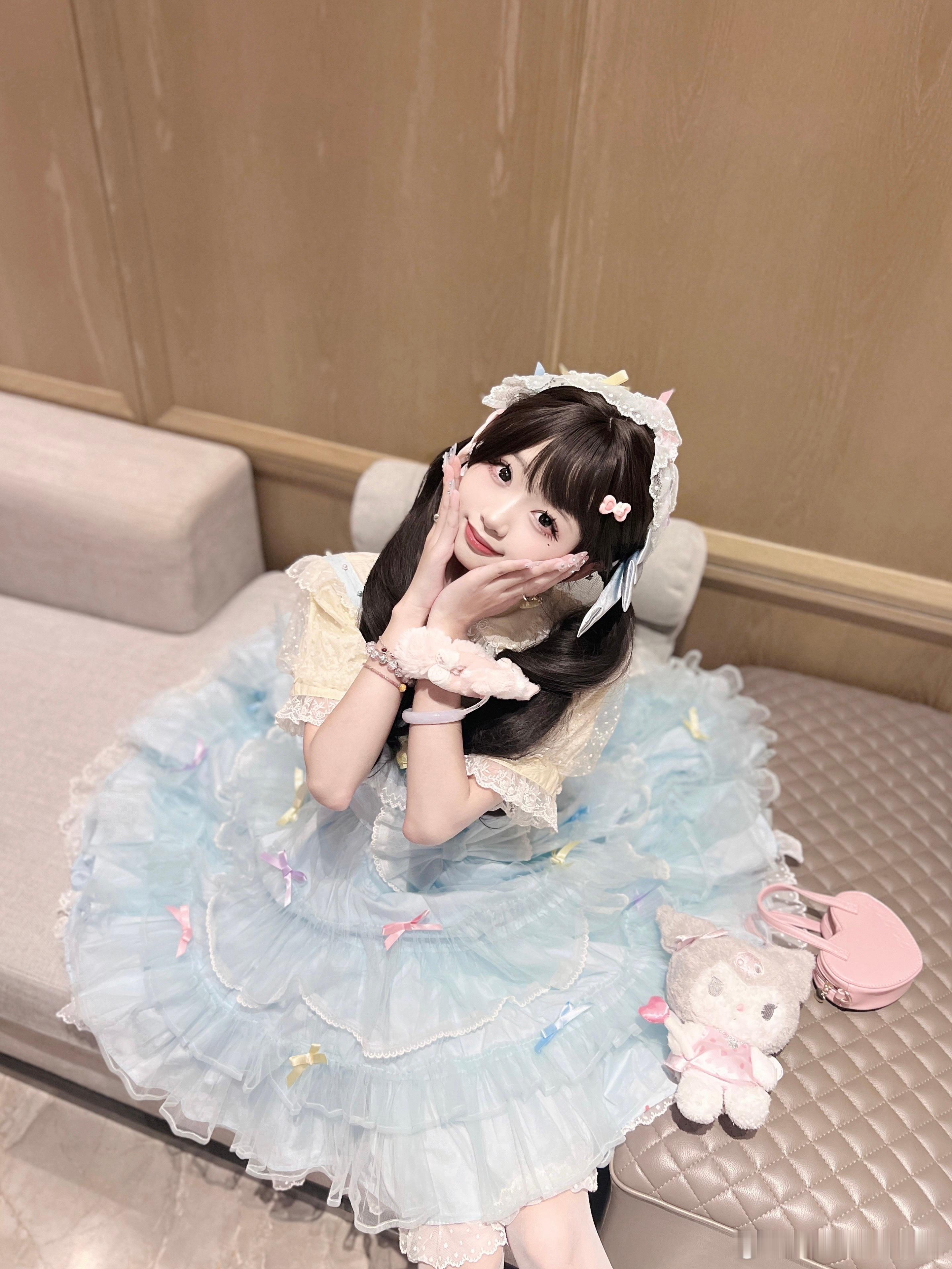 ♡₊˚ 🐈⬛・🩵₊✧Baby Blue蓝色的裙子真的好治愈 带着我的库洛米发