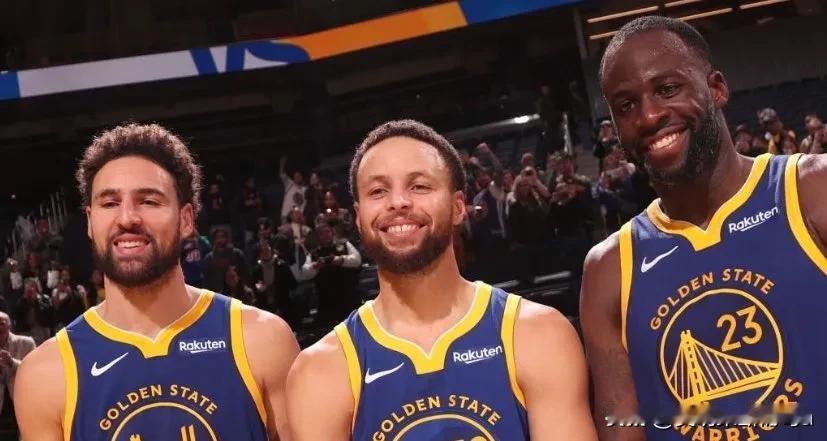 NBA球队薪资前10名

1.金州勇士队-被淘汰
2. 洛杉矶快船队（3-2 落