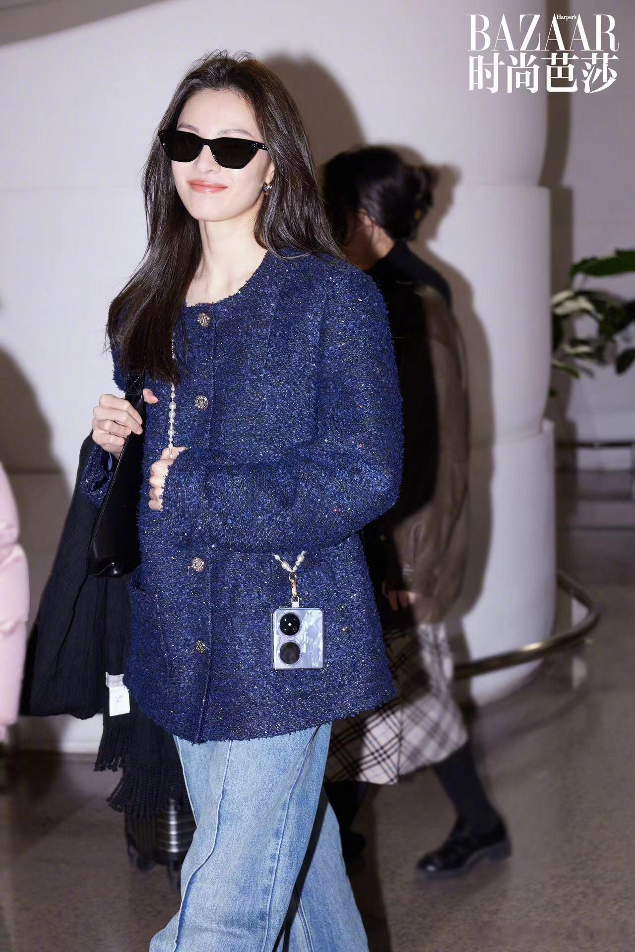 #钟楚曦发质#钟楚曦真的好美啊，感觉姐姐的发质也很棒，一点也不毛躁，很柔顺，果然