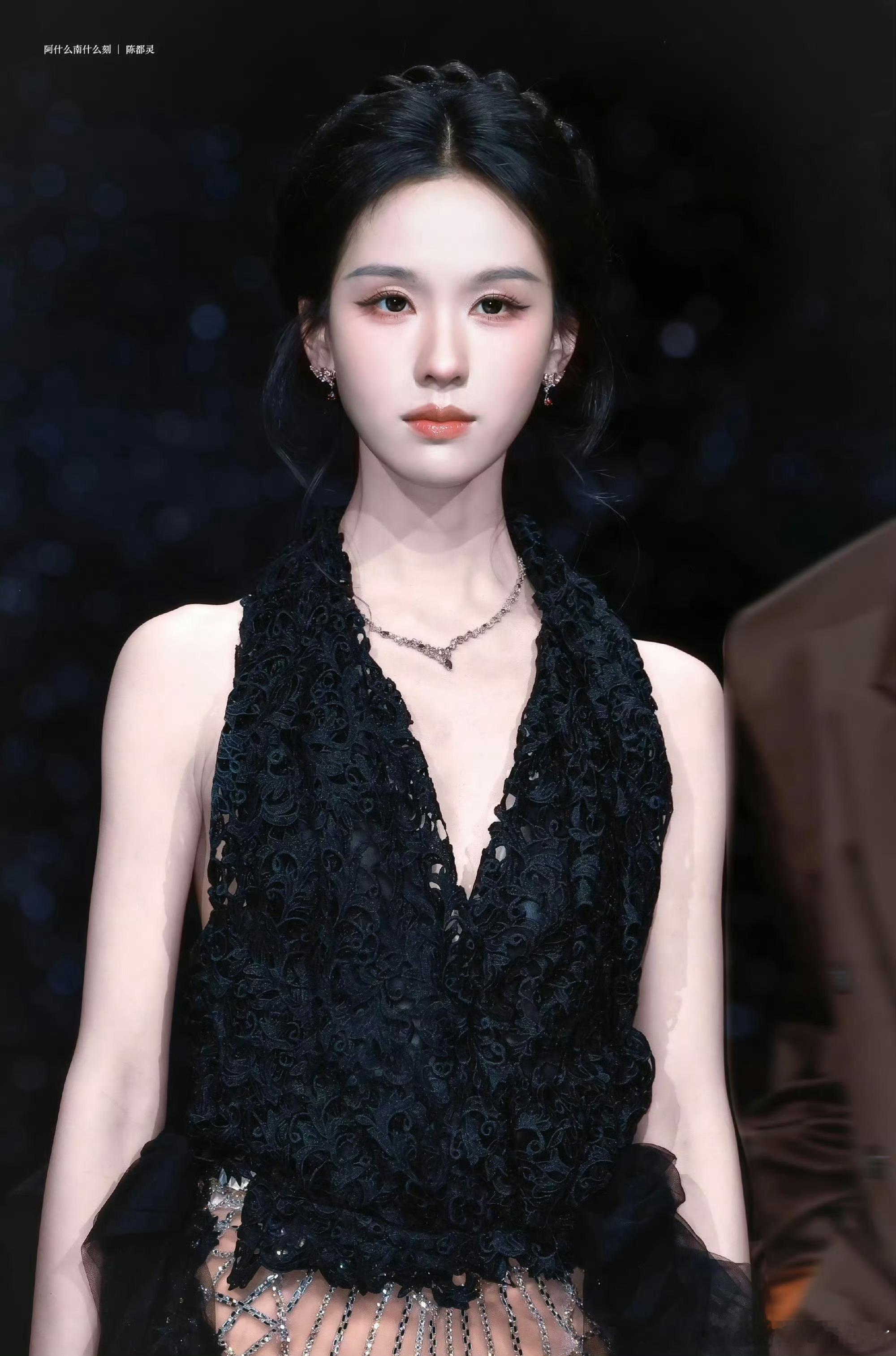 陈都灵陈哲远 南航校花和深大校草嘟嘟的脸好曼妙 