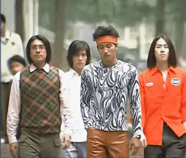 当年看很潮，现在看很土，说明全国人民的审美，在这二十几年有了质的飞跃。不仅是造型