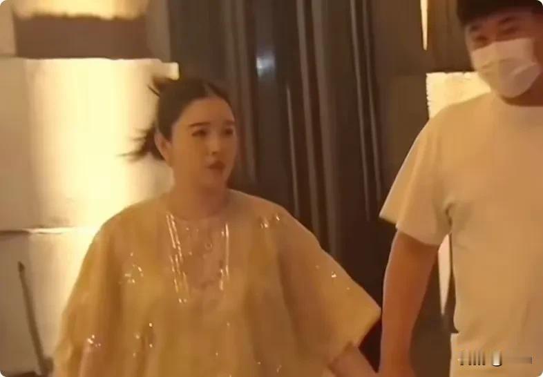 阚清子如今的状态，简直给所有女性提了个醒！即便你貌美如花又能力超群，会赚钱，可挑