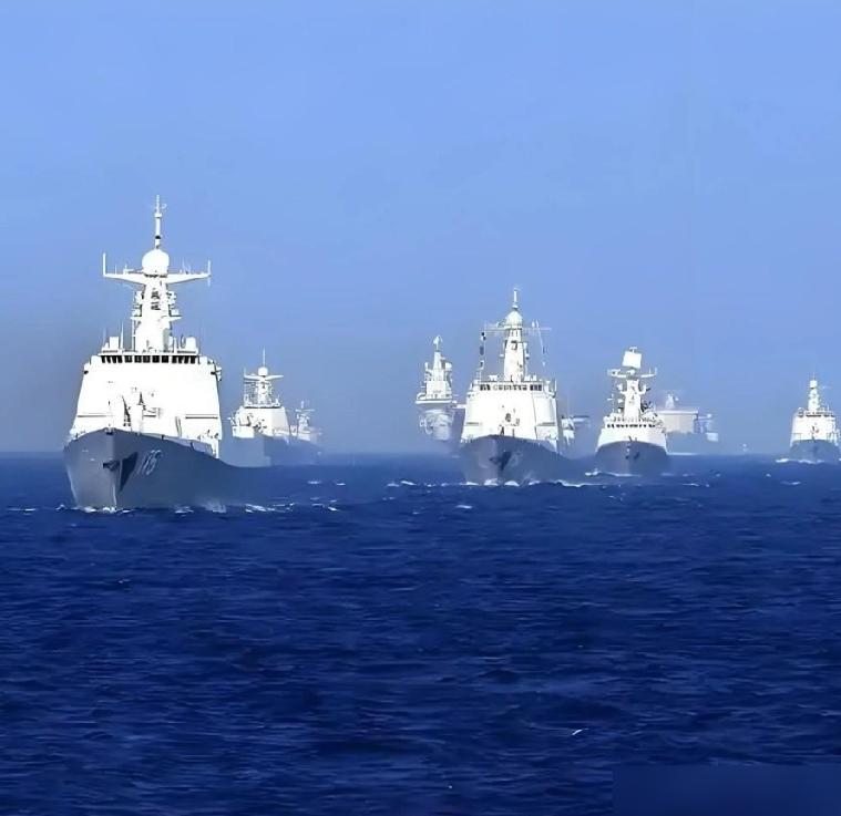 南部战区今天在黄岩岛搞海空联合演训，看新闻里说有侦察预警还有联合搜救，海空兵力全
