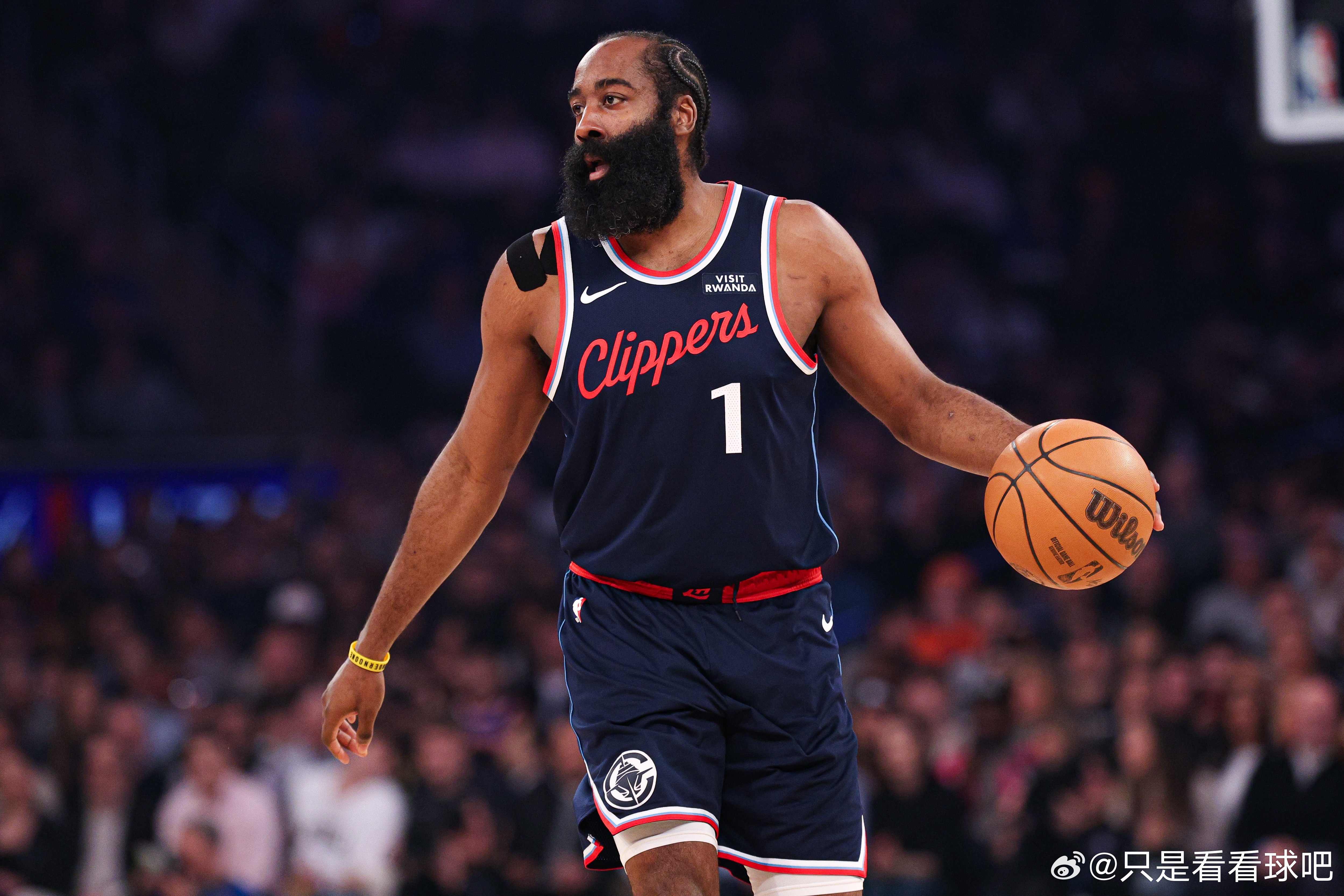 哈登——超高效突破带动球队本场面对篮网，哈登打出近来少有的高效比赛，全场 13 