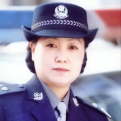 1997年起，登封五年，有26名女性被先奸后杀，公安局毫无进展，任长霞局长上任后
