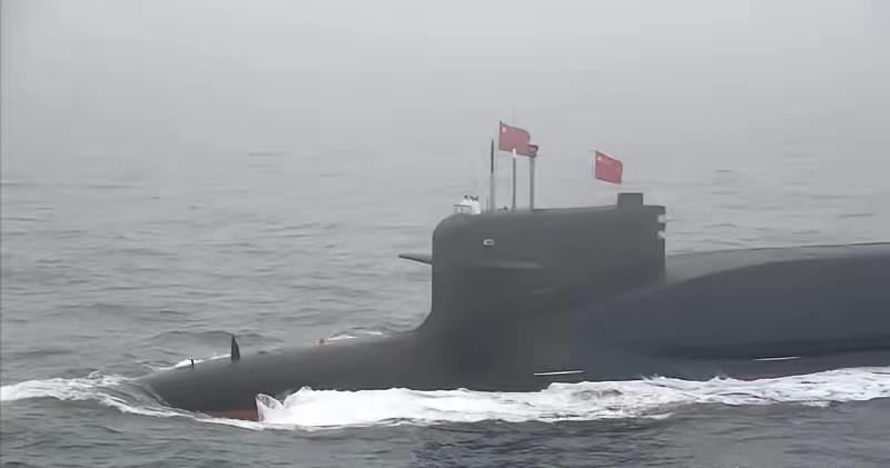 美媒彭博社3月3日报道，美国海军情报局局长布鲁克斯少将称，中国海军已大幅增加潜艇