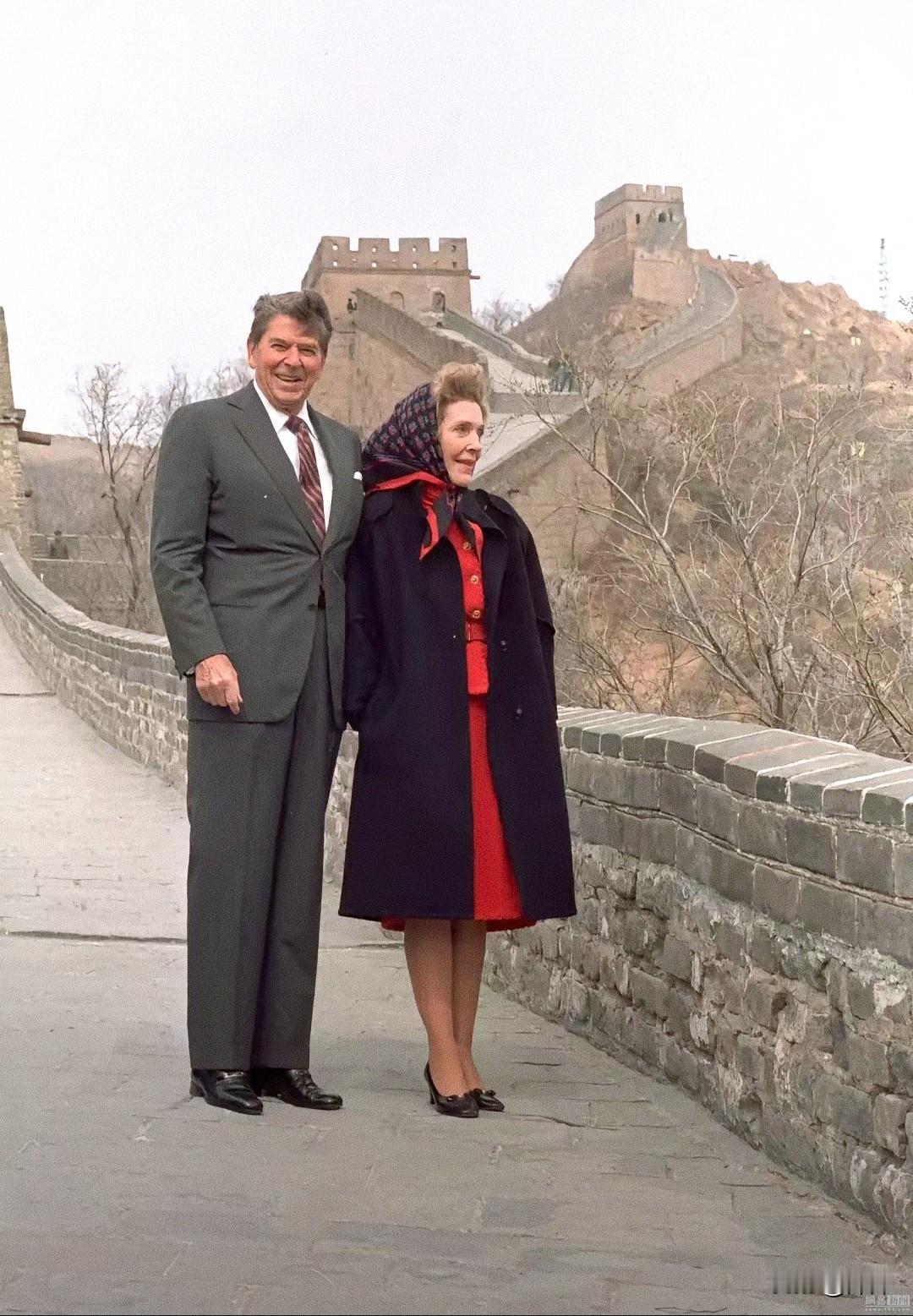 里根总统在长城