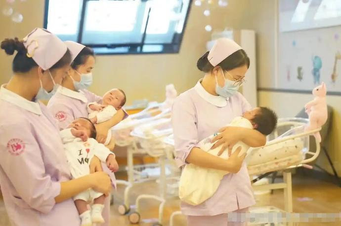 别再骂月子中心黑心了！揭秘行业真相：摆烂不是本意，背后全是生存难题

最近郑州、