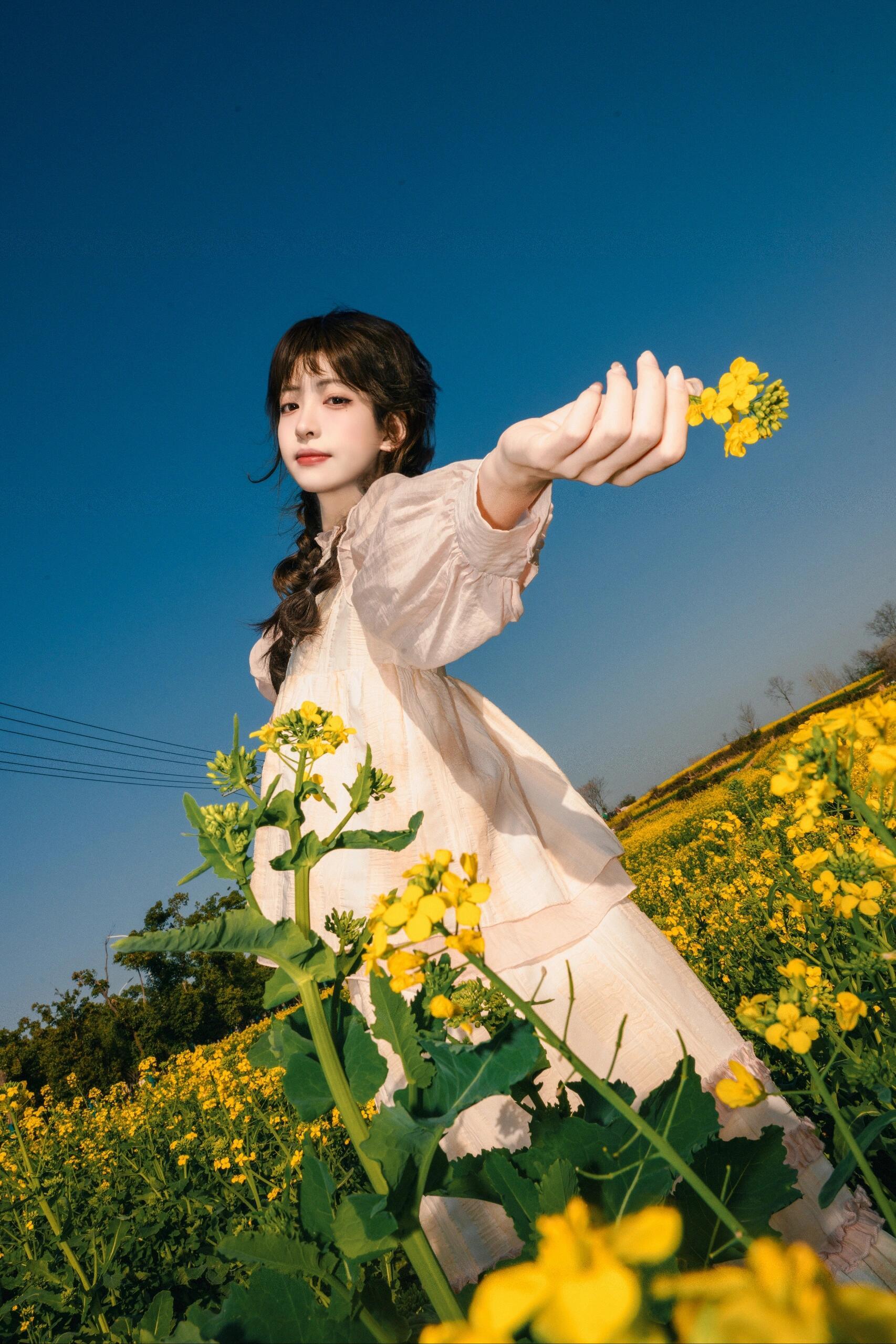 收拾收拾，我要去要去闻新鲜的春天啦[送花花][送花花]#中医朋友建议春天要多出去