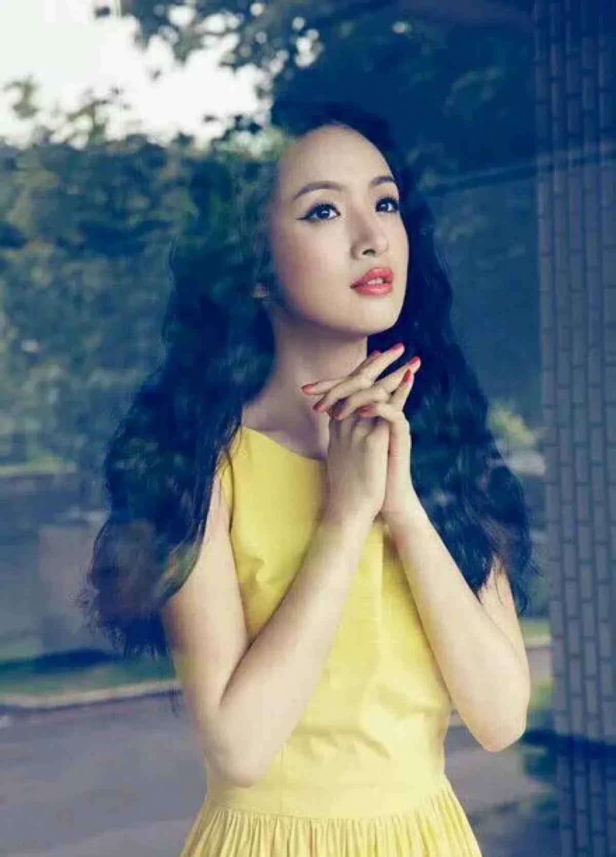 据台湾媒体报道，演员林依晨和丈夫林于超正在进行离婚协议，该消息引发了网友们的热议