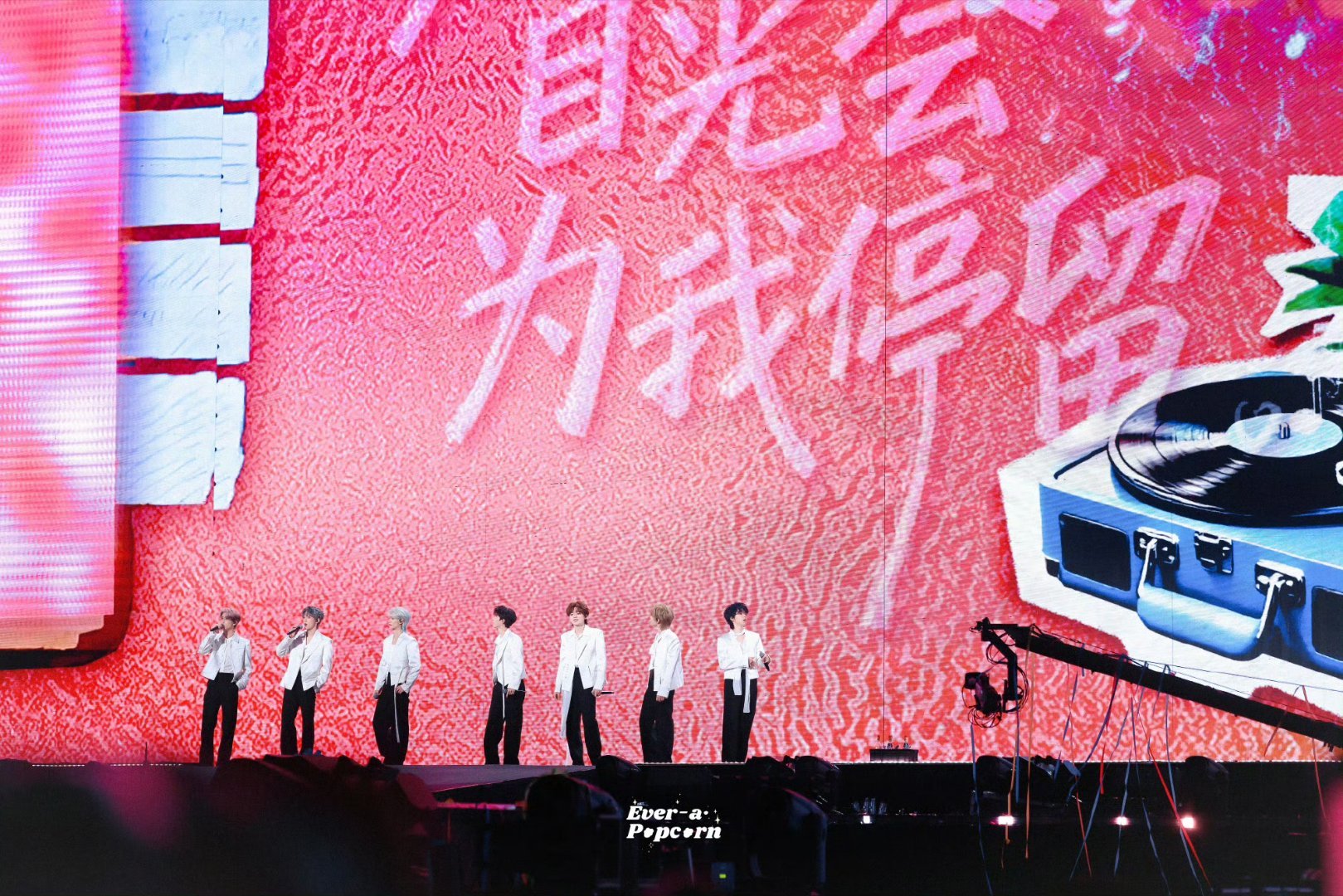 时代少年团 🍿时代少年团 星芒初现 🍿时代少年团热血高校造型 夏天有着迟暮的